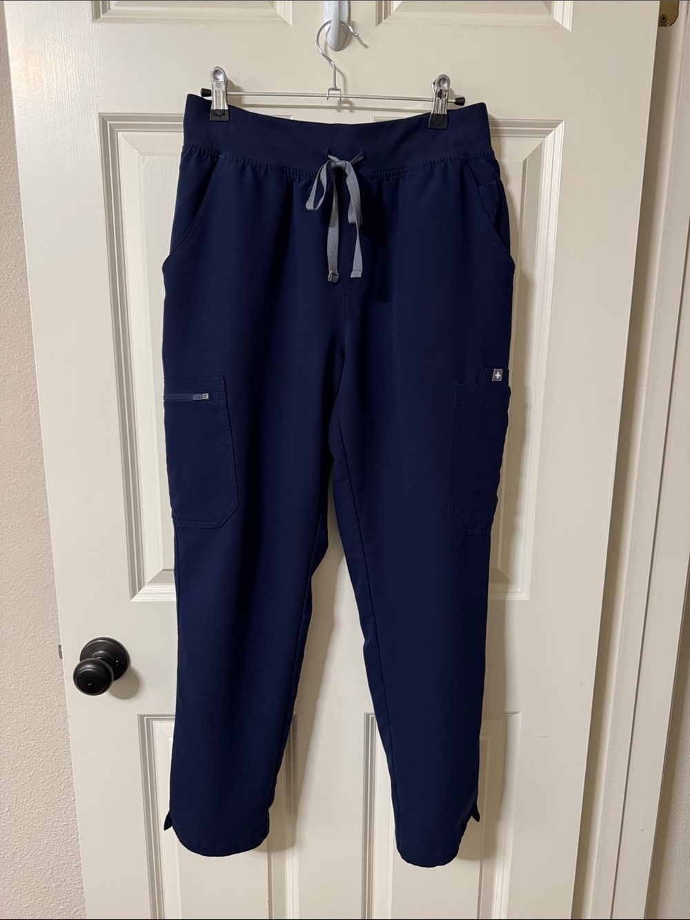 Figs Women's Straight Leg Scrub Pants in Navy with Gray Drawstring